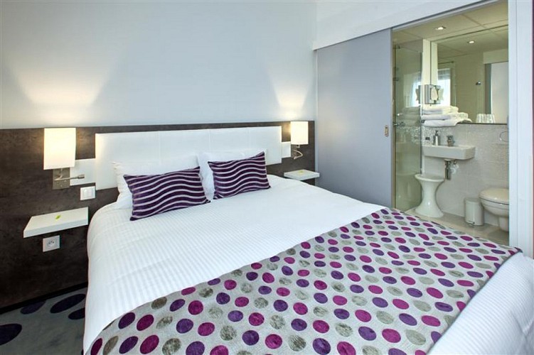 33. Au Comté d'Ornon - Gradignan chambre 2