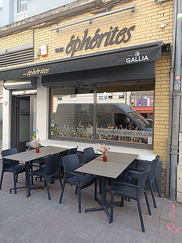 2429 Aux Ephérites @ Hubbert BRISSON