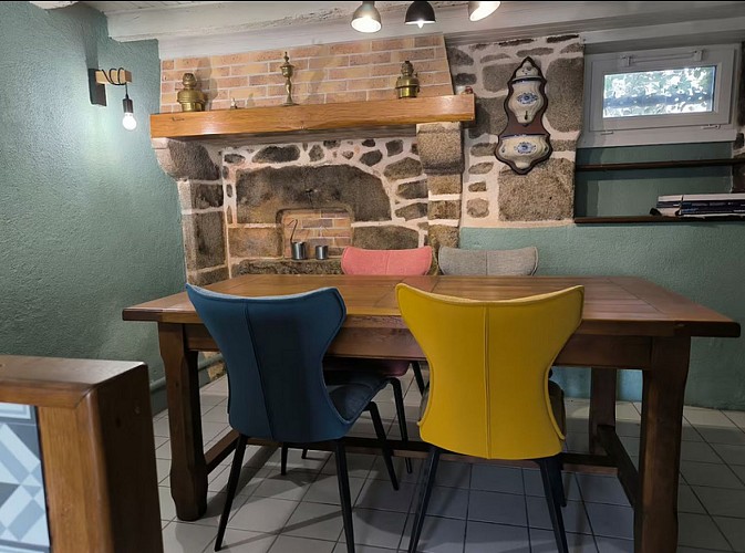 Coin salle à manger 1