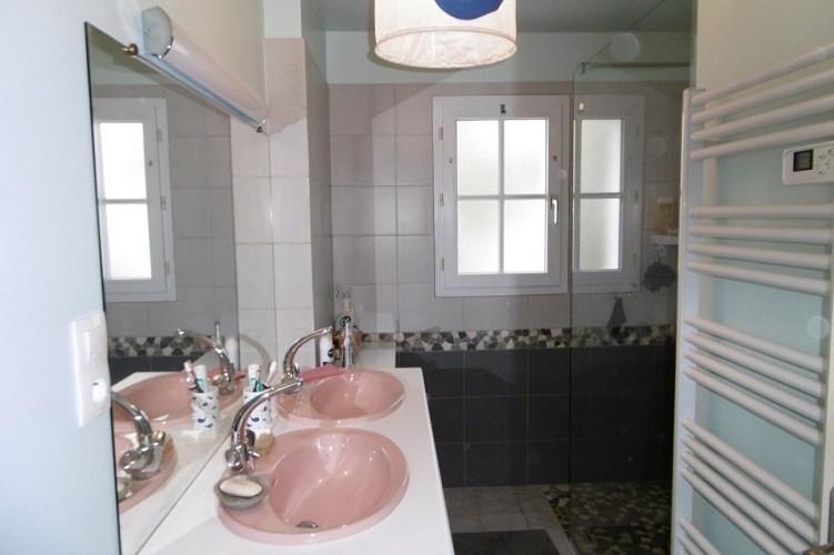 ILE DE NOIRMOUTIER - LES SABLEAUX - proximité plage - 7 personnes - L678