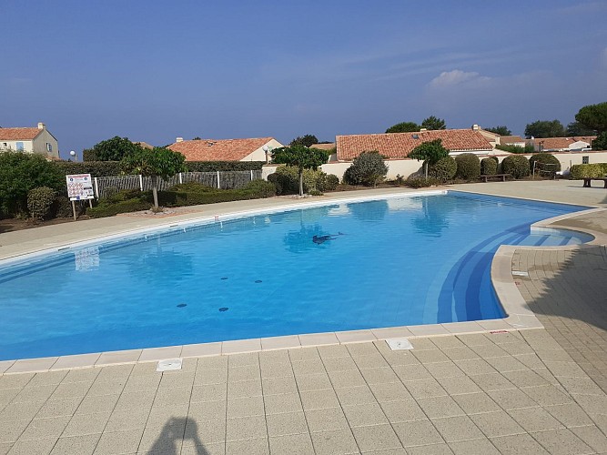 Maison dans résidence avec piscine et accès direct plage à Brétignolles sur Mer