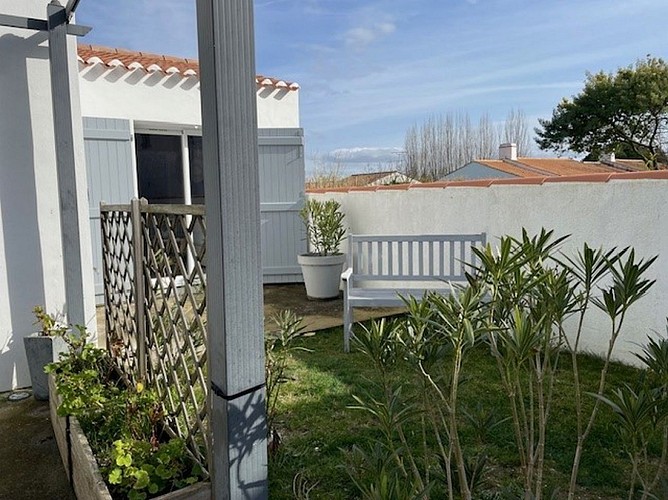 MAIS L652 - 085MS002998