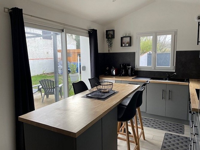 MAIS L652 - 085MS002998