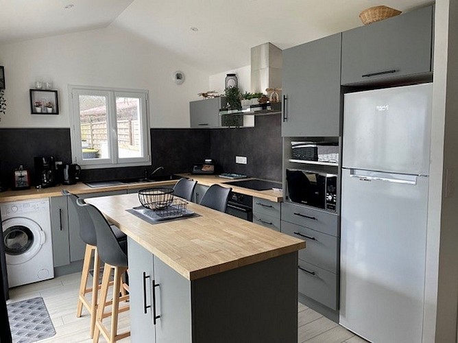 MAIS L652 - 085MS002998