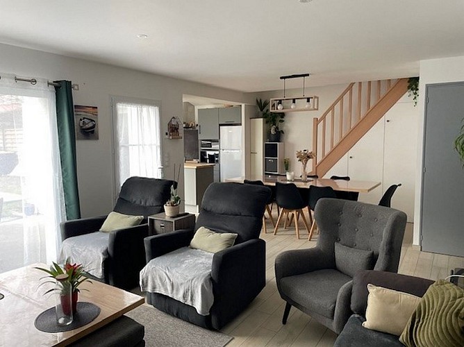 MAIS L652 - 085MS002998