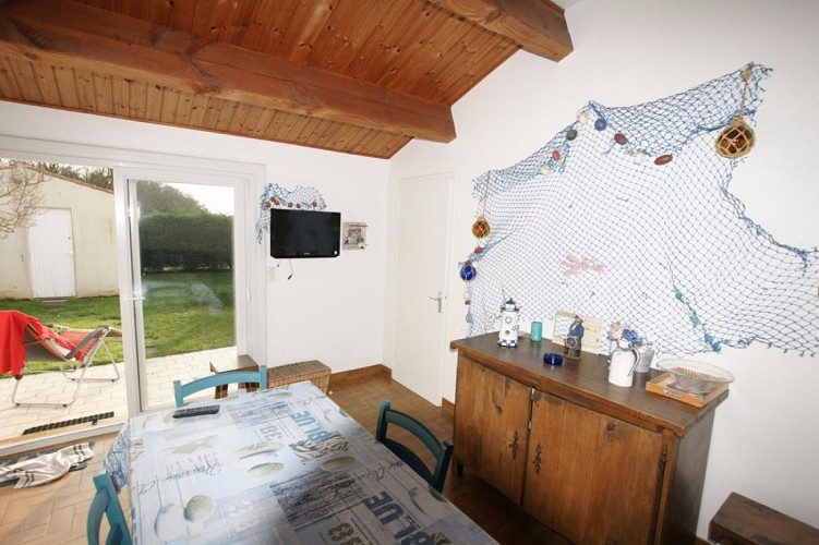 Mais 00020 - 085ms001156