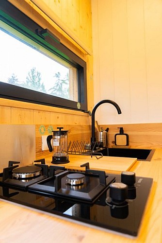 7cLPQhF41YEgnsmLrfwJyAAfF3TA1bMqgva02X1e