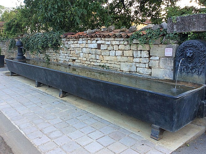 Fontaine de la rue de l'Hazelle