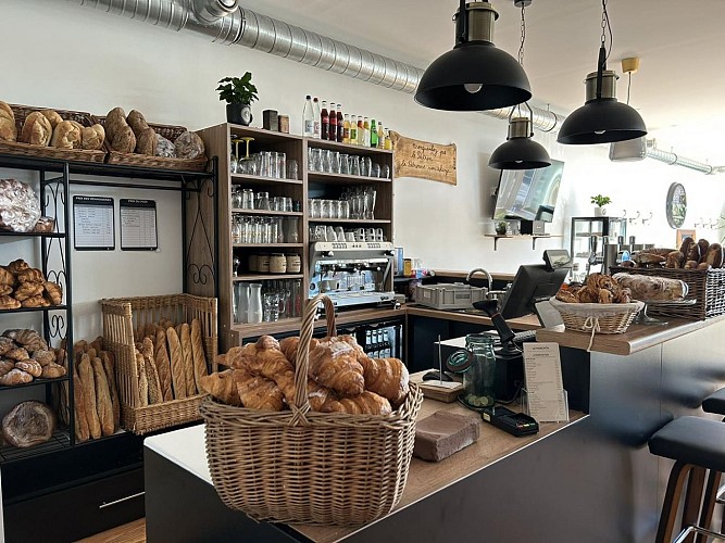 LE HOSCHTA CAFÉ ÉPICERIE DÉPÔT DE PAIN
