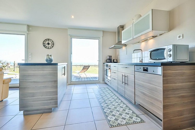 Les Pieds dans l'eau