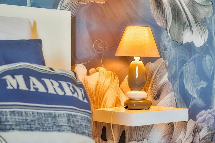 Les Pieds dans l'eau