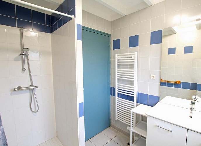 Clévacances H9310 : Gîte n°10 du village Clairefontaine