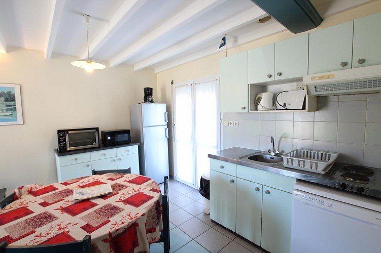 Clévacances H9310 : Gîte n°10 du village Clairefontaine