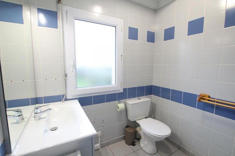 Clévacances H9310 : Gîte n°10 du village Clairefontaine