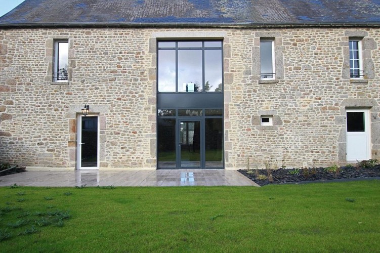 G44433-le-presbytere-gouberville-4