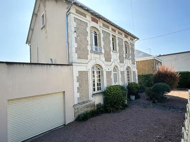Villa camille lassere meuble tourisme Thouars Thouarsais Deux Sevres