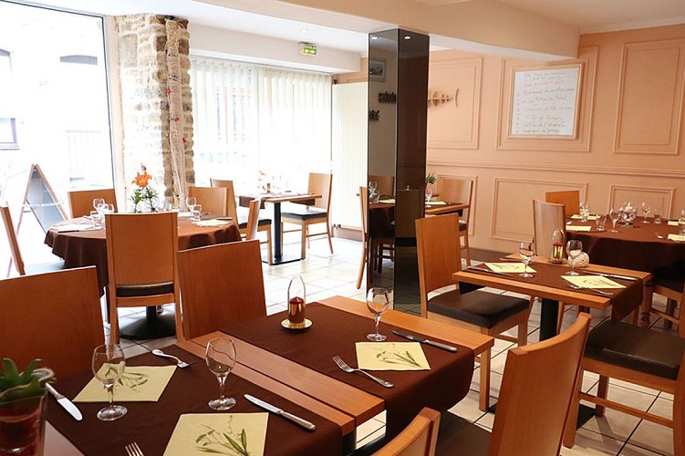 restaurant-laromate01