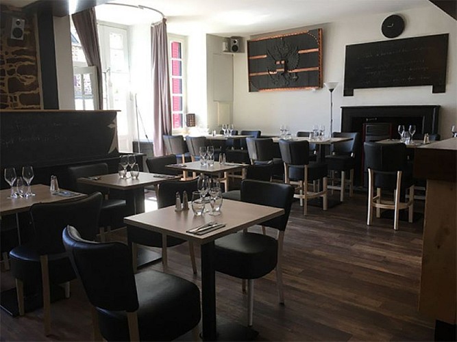 Cortessia-salle-Breal-sous-Montfort