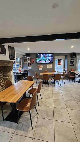Le Saint-Bebar - restaurant bar - Saint-Broladre5
