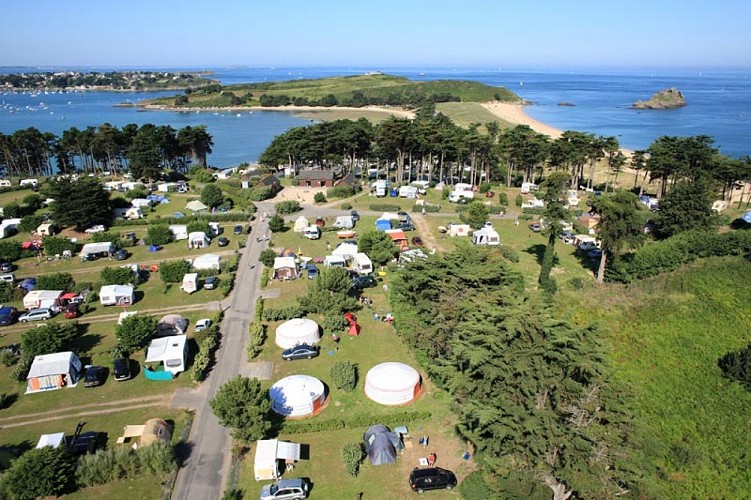 Camping les Chevrets - Saint-Coulomb