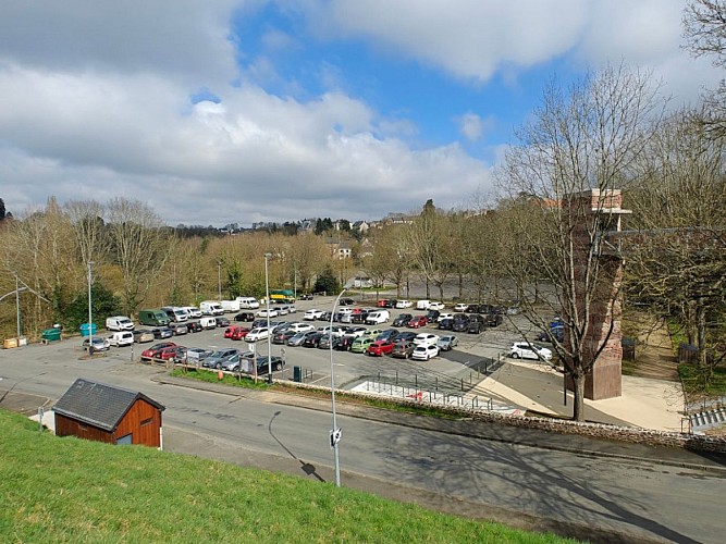 Parkin jardin des Fêtes Nançon OTDF  (3) 800