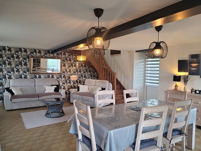 Gite les Hortensias salon salle a manger 