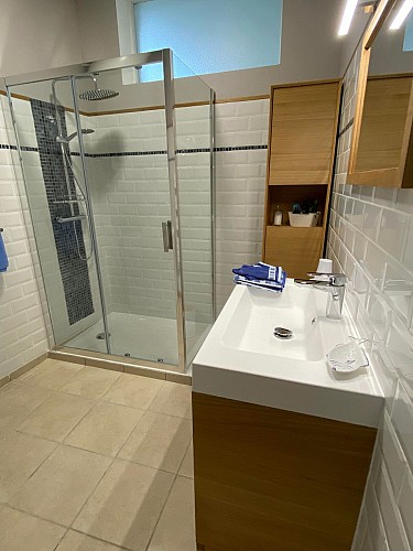 received_244127037961373