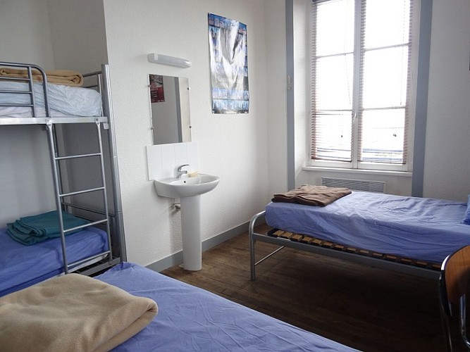 Chambre collective - Gîte de randonnée à Montours