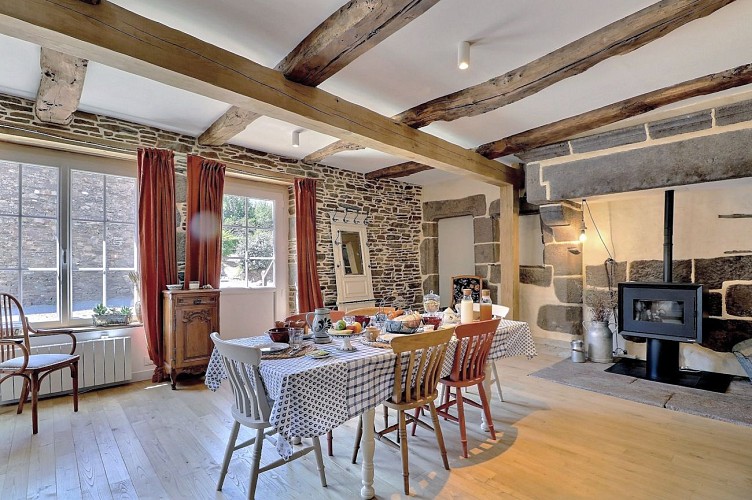 Chambres d'hôtes - Agritourisme Abaé - Sougéal (Petit-déjeuner)