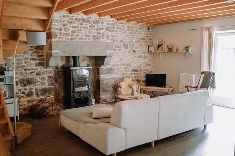 Location - Maison en pierre - Le Tronchet (1)