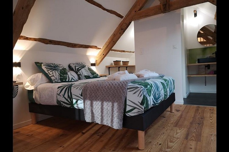 A la mémoire de Merlin - Gite Le miroir aux fées