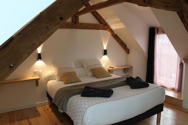 Gite A la memoire de Merlin - La Table ronde