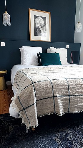 Maison_Triton_et_Porcelaine_saintcoulomb_photo_chambre_Dinard_partie_parentale_4