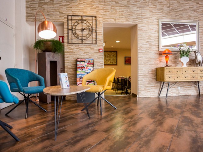 Hall - Réception Les Voyageurs (5)