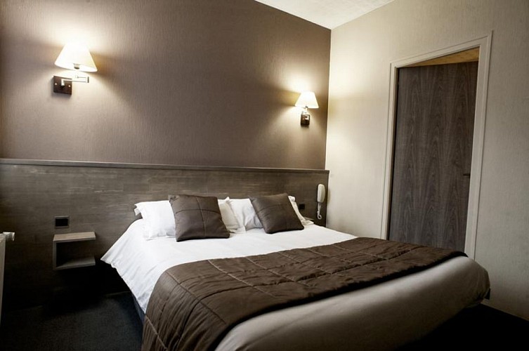 Brit Hotel le Surcouf