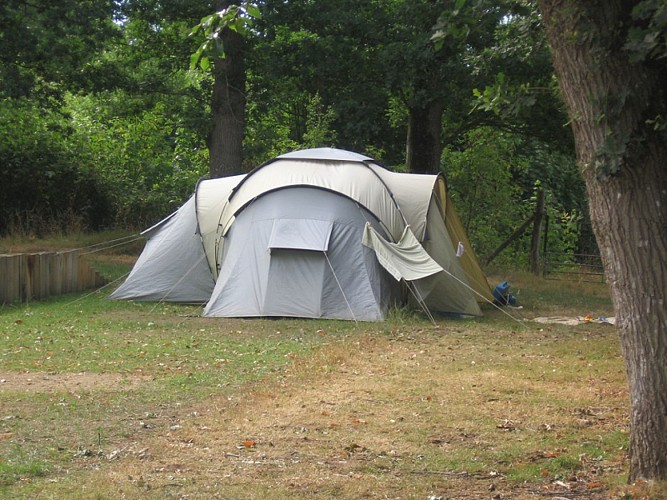 Camping La Maison Neuve à Chauvigné 2