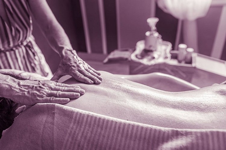 Bien-Etre-Massages ayurvédiques Françoise Mariot-Cancale