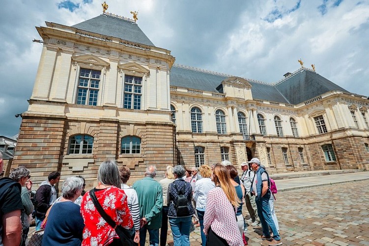 Visite_guidee_Parlement_de_Bretagne_2022-Julien_Mignot-4381-800px