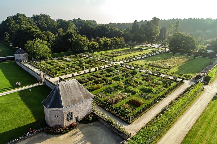 Vue aérienne jardins de la Bourbansais