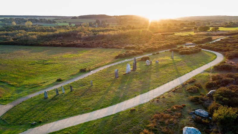Les mégalithes et landes de Saint Just