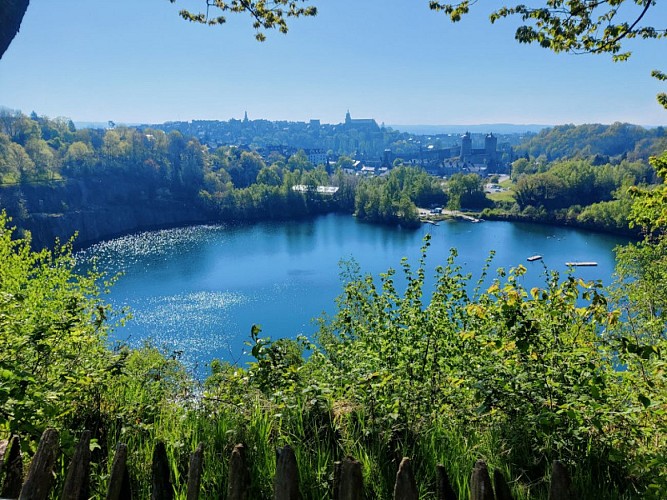 Vue-carrière-rocher-coupé (2) 800x600
