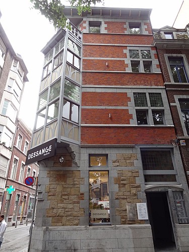 Place Xavier Neujean, No. 15
