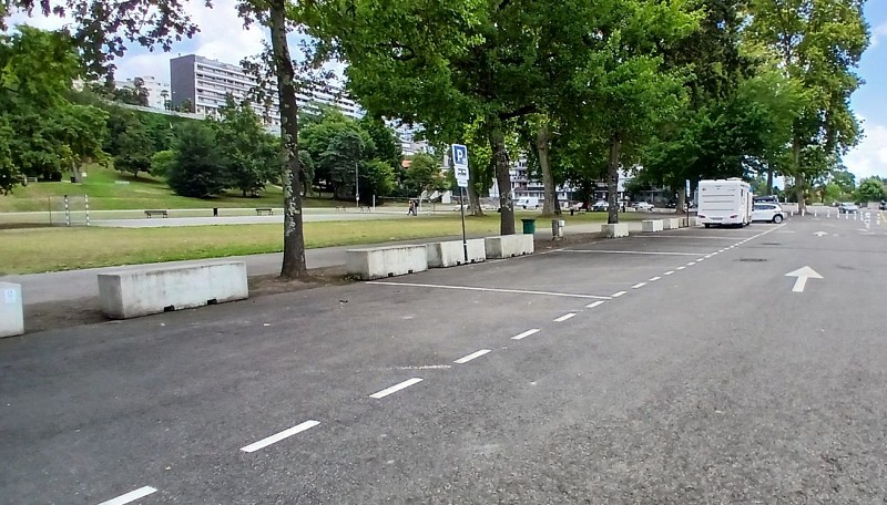 stade_tissie_aire_camping_car_pau