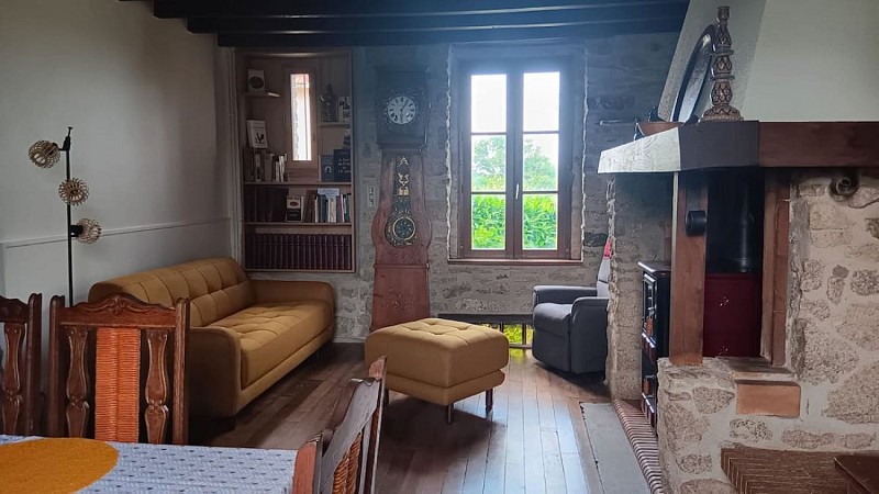 2698df68-c16b-438b-b19f-0169b9131b2c