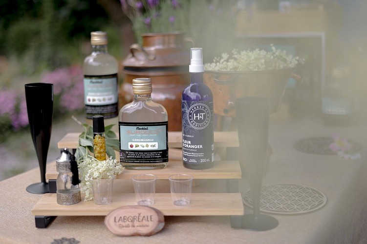 Créez vos eaux florales avec Isabelle