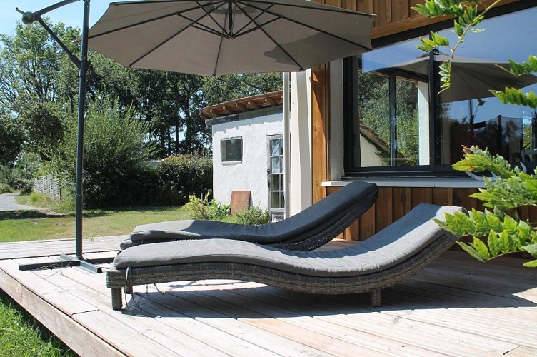 106-airial-thoumazic-azur-bnb1-HLOAQU040V50QGMO-size2048