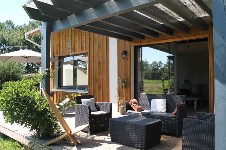 100-airial-thoumazic-azur-homepage-size2048