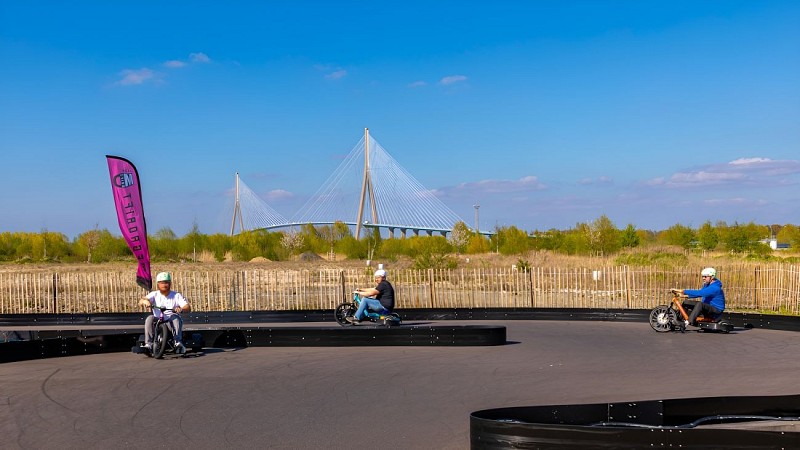 Jeux enfants et mégadrift, kart à pédales_Village aventure Honfleur web