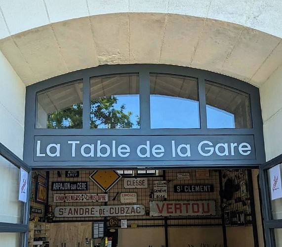 clesse-la-table-de-la-gare