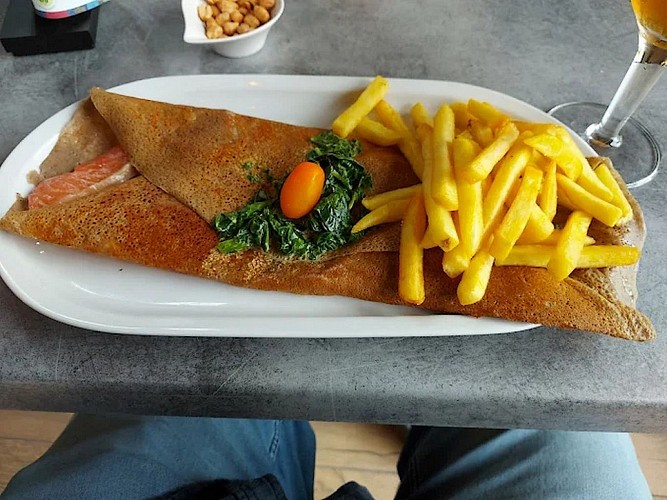 clesse-la-table-de-la-gare-plat